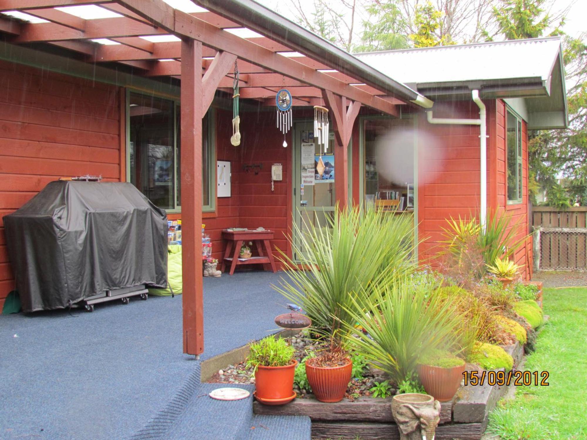 Birchwood Cottages Те Анау Екстериор снимка