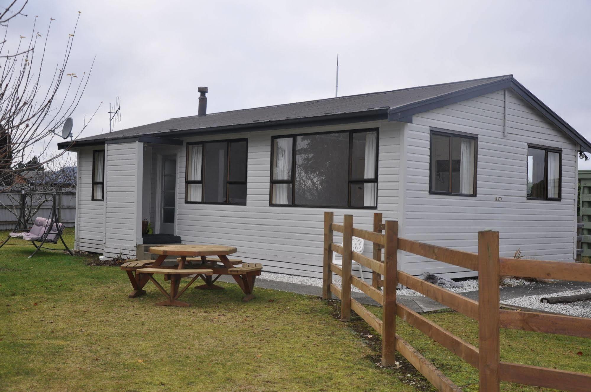 Birchwood Cottages Те Анау Екстериор снимка